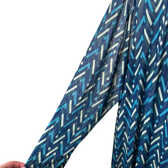 Catherines Size 2X Sheer Mesh Kimono Cardigan Duster Topper Blue Geo Print New - Picture 7 of 11